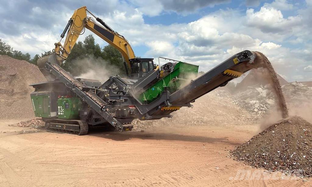 McCloskey I3cR Crushers