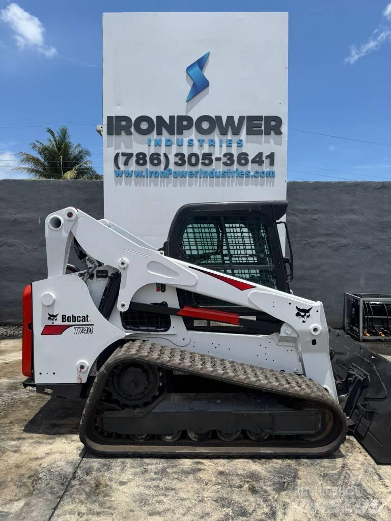 Bobcat T 740 Skid steer loaders