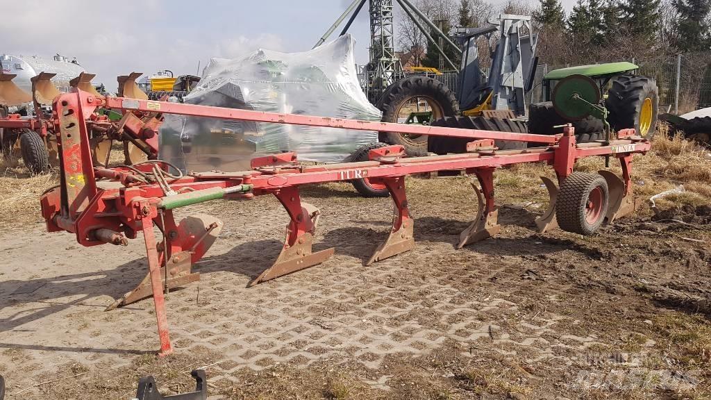 Unia TUR V6 Conventional ploughs