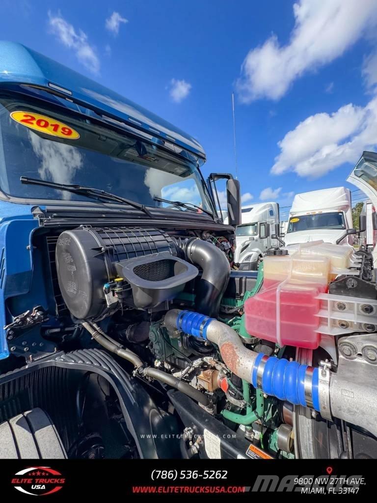 Volvo Commercial VNL Tractor Units