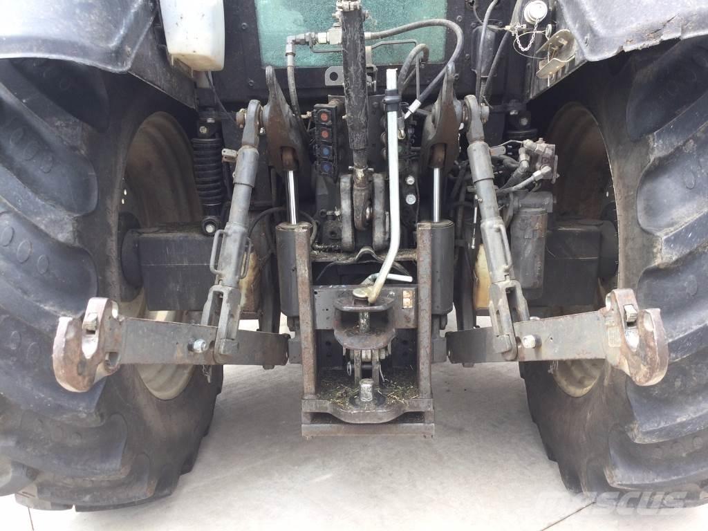 Valtra N123 Tractors
