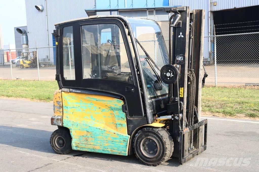 Mitsubishi FB35N Electric forklift trucks