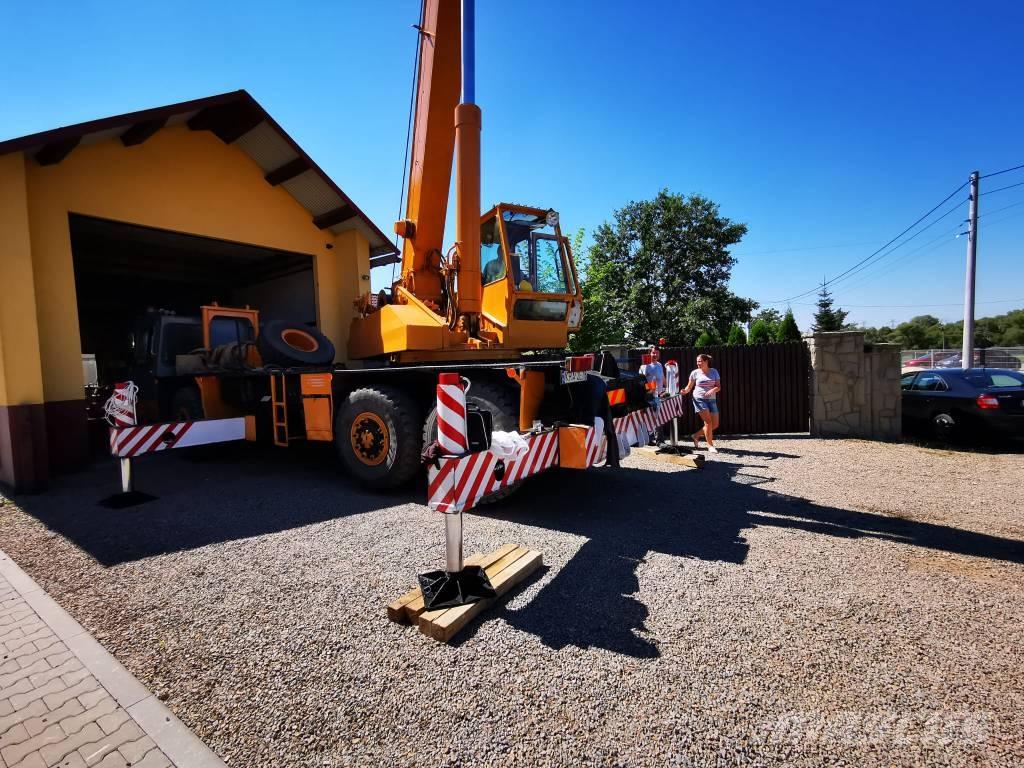 Bumar Fablok All terrain cranes