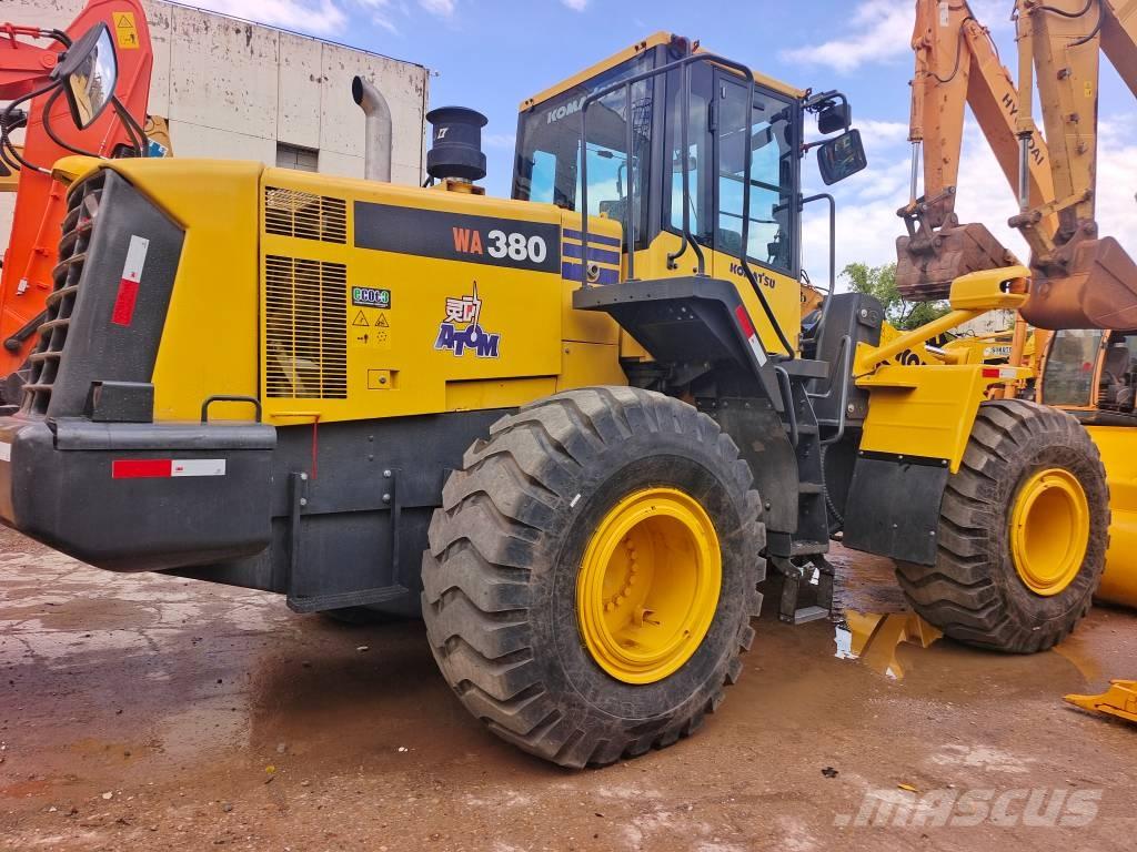 Komatsu WA 380 Wheel loaders