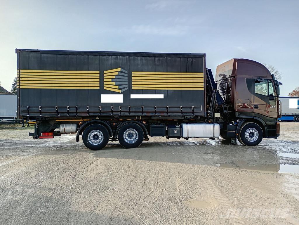 Iveco AS260S42Y/FS Curtainsider trucks