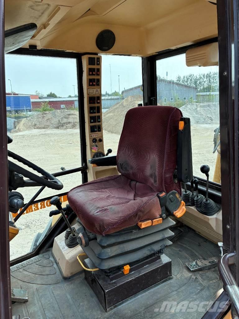 Hydrema 906 C Backhoe loaders