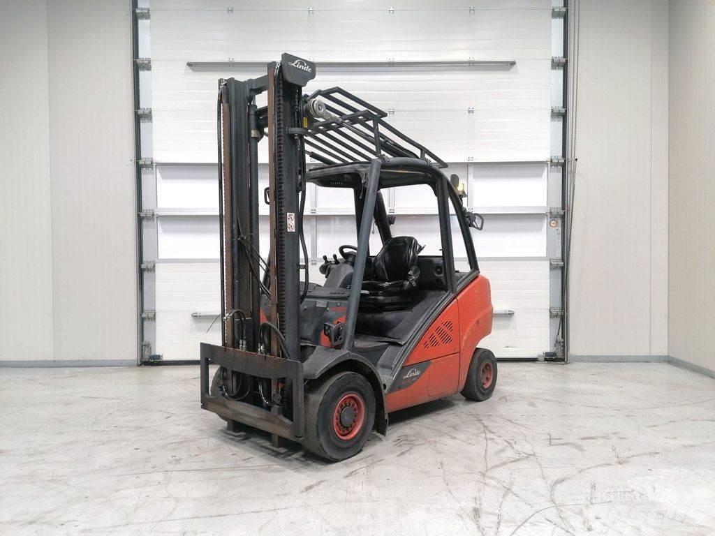 Linde H30D-02 Diesel trucks