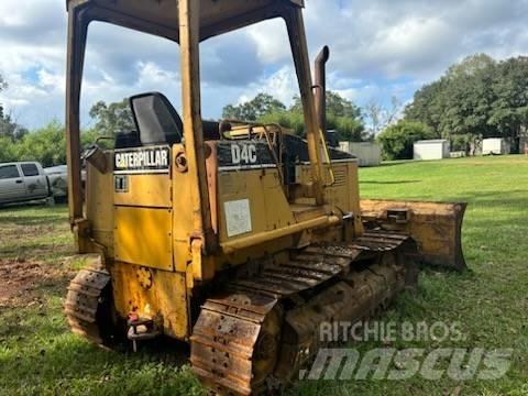 CAT D 4 C Crawler dozers
