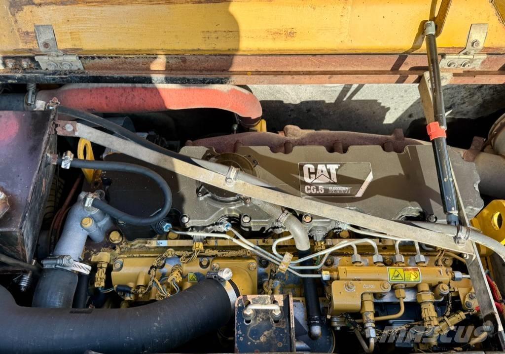 CAT M 318 D Wheeled excavators