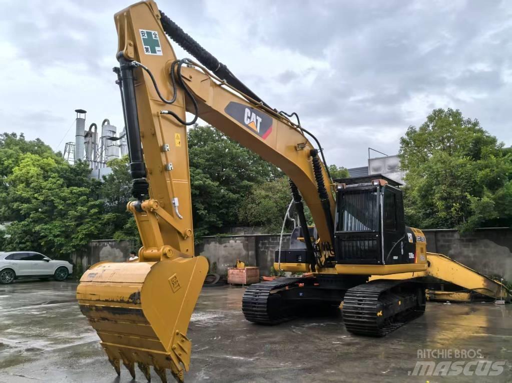 CAT 320D2 Midi excavators  7t - 12t