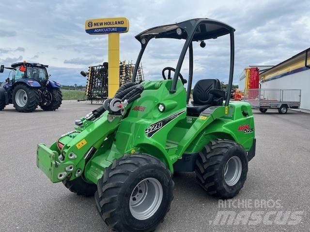 Avant 528 Multi purpose loaders