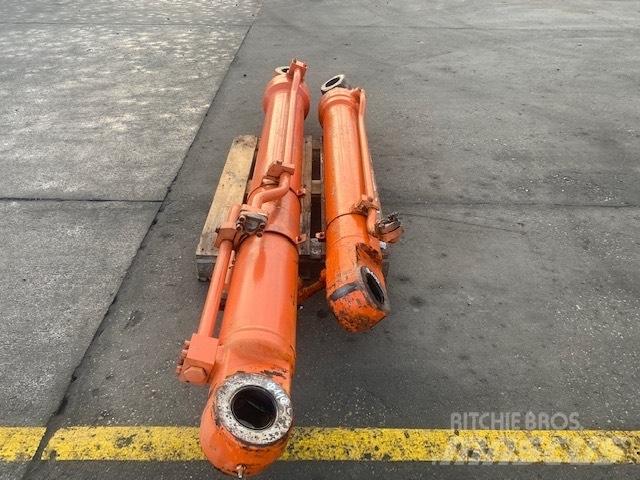 Fiat-Hitachi FH 450 Hydraulics