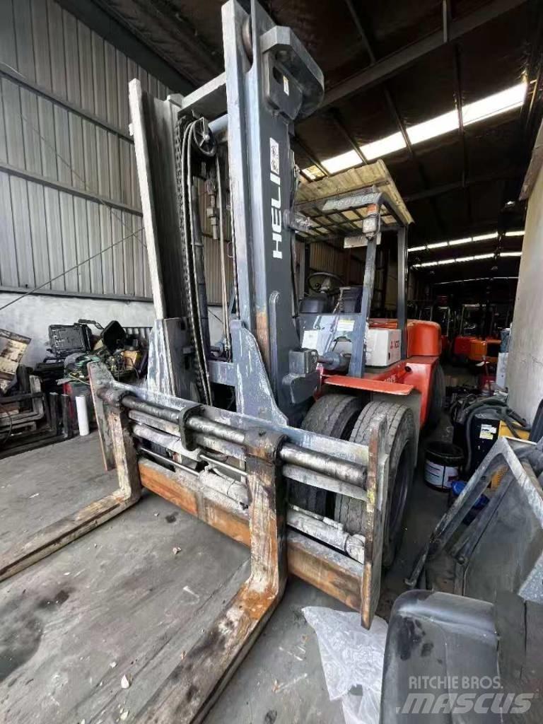 Heli CPCD 100 Diesel trucks