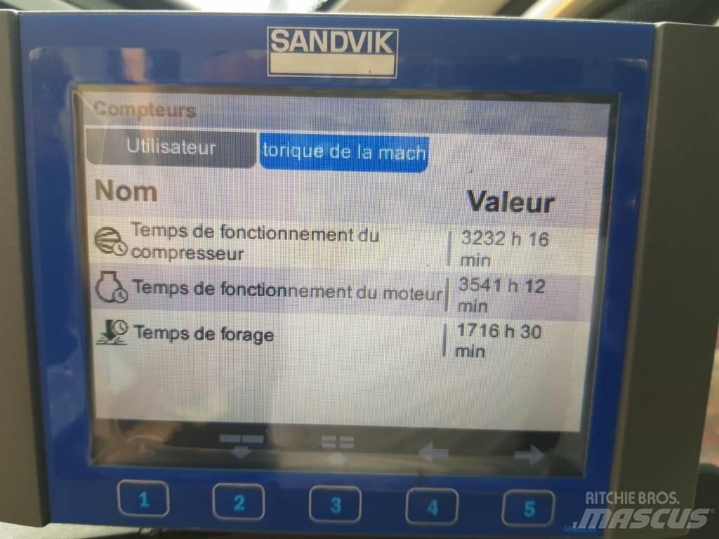 Sandvik DI 550 Surface drill rigs