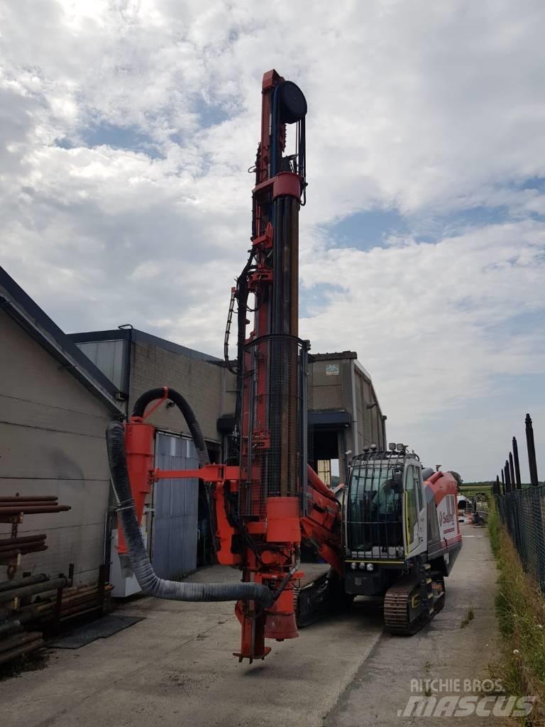 Sandvik DI 550 Surface drill rigs