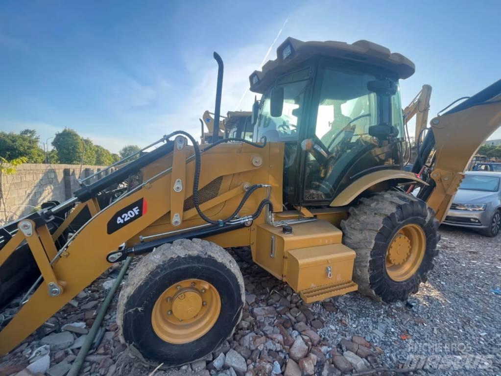 CAT 420f Backhoe loaders