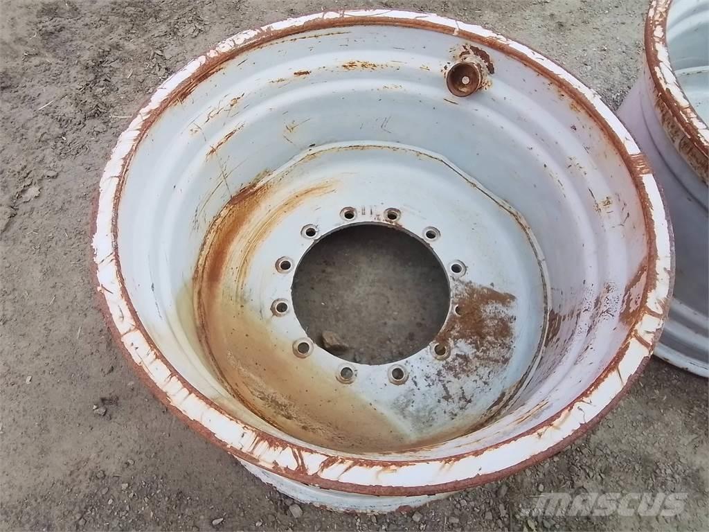 Valmet 911 20x34 Tyres, wheels and rims