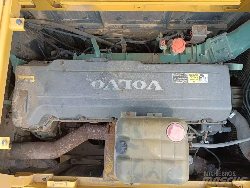 Volvo EC 480 Crawler excavators