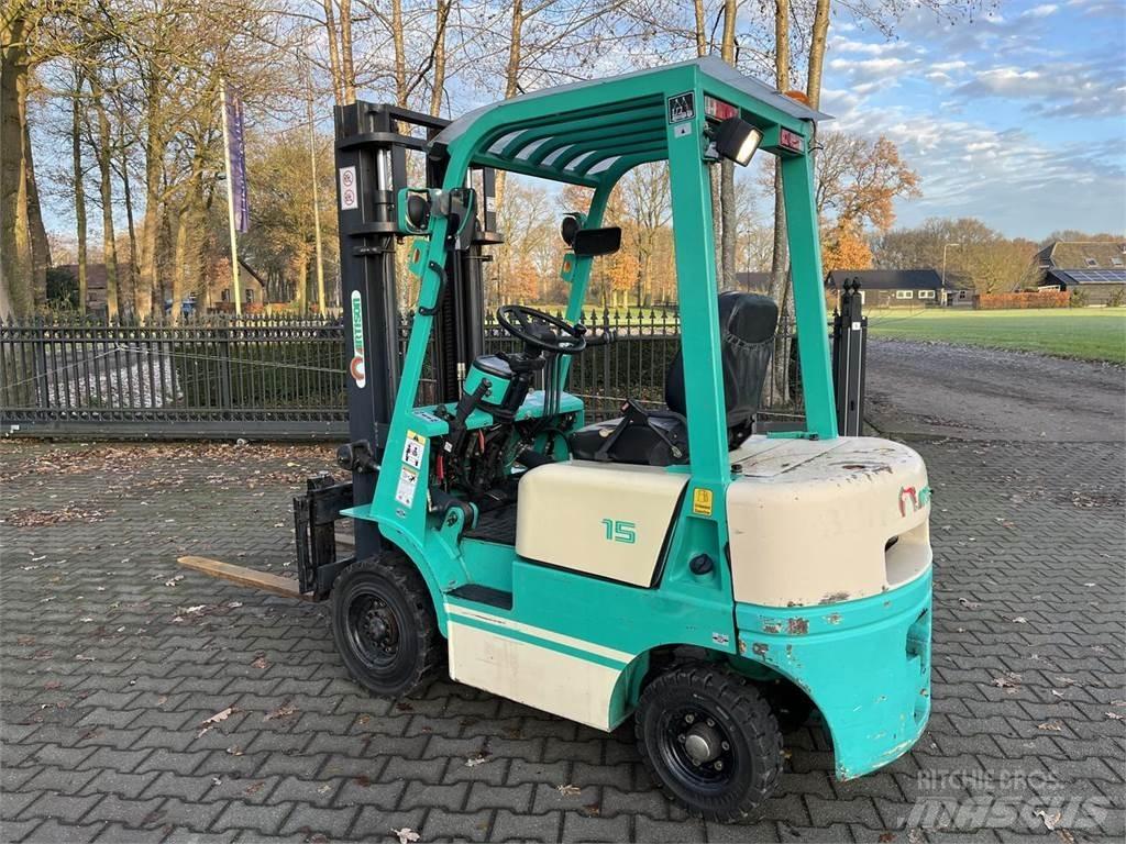 Artison FG15 LPG trucks