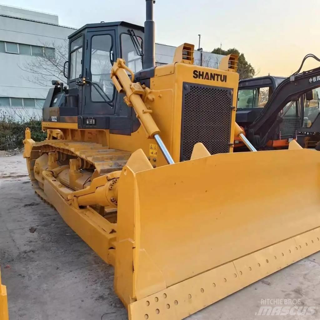 Shantui SD 22 Crawler dozers
