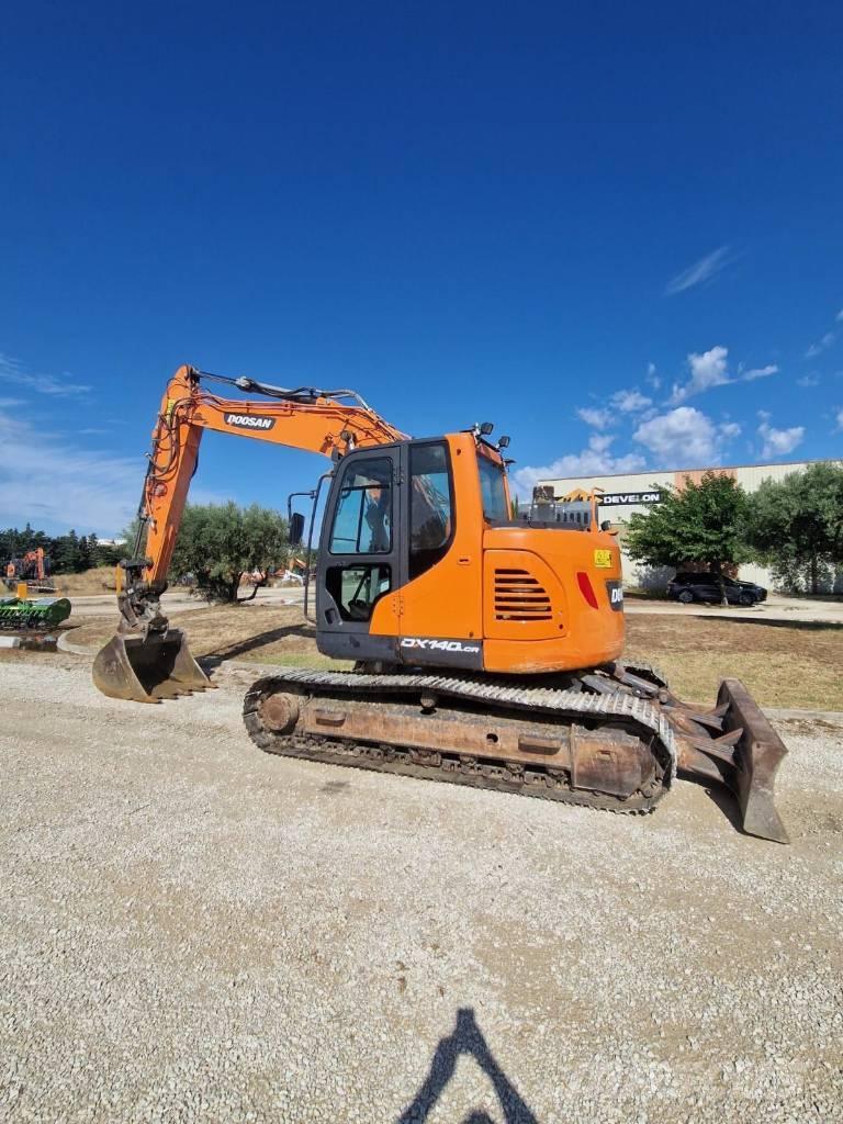 Doosan DX 140 LCR Crawler excavators