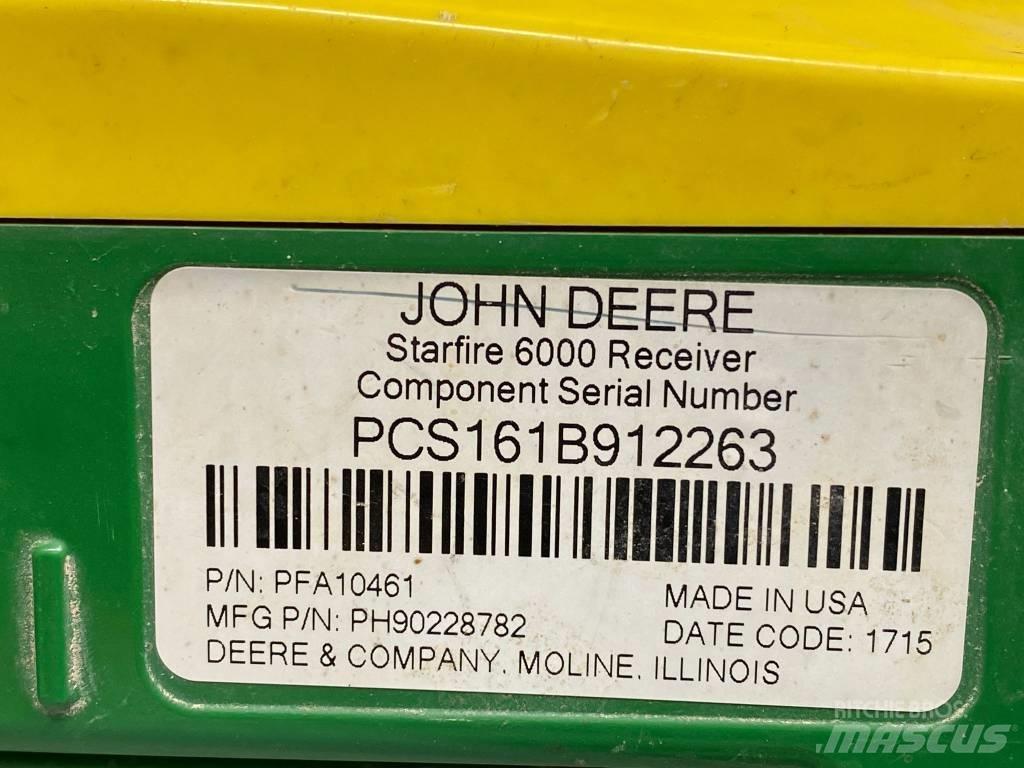John Deere 6215 R Tractors
