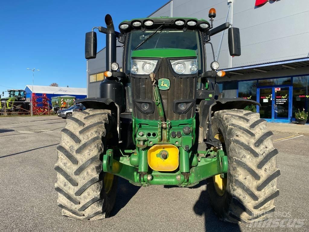 John Deere 6215 R Tractors