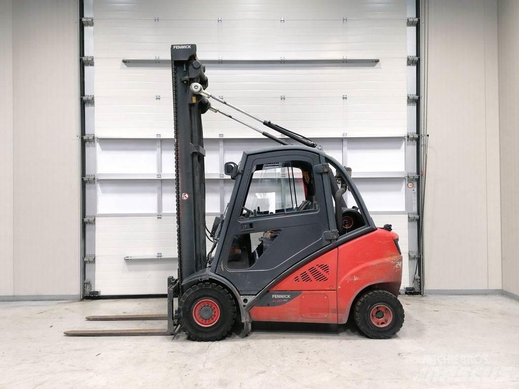 Linde H30T-02 LPG trucks