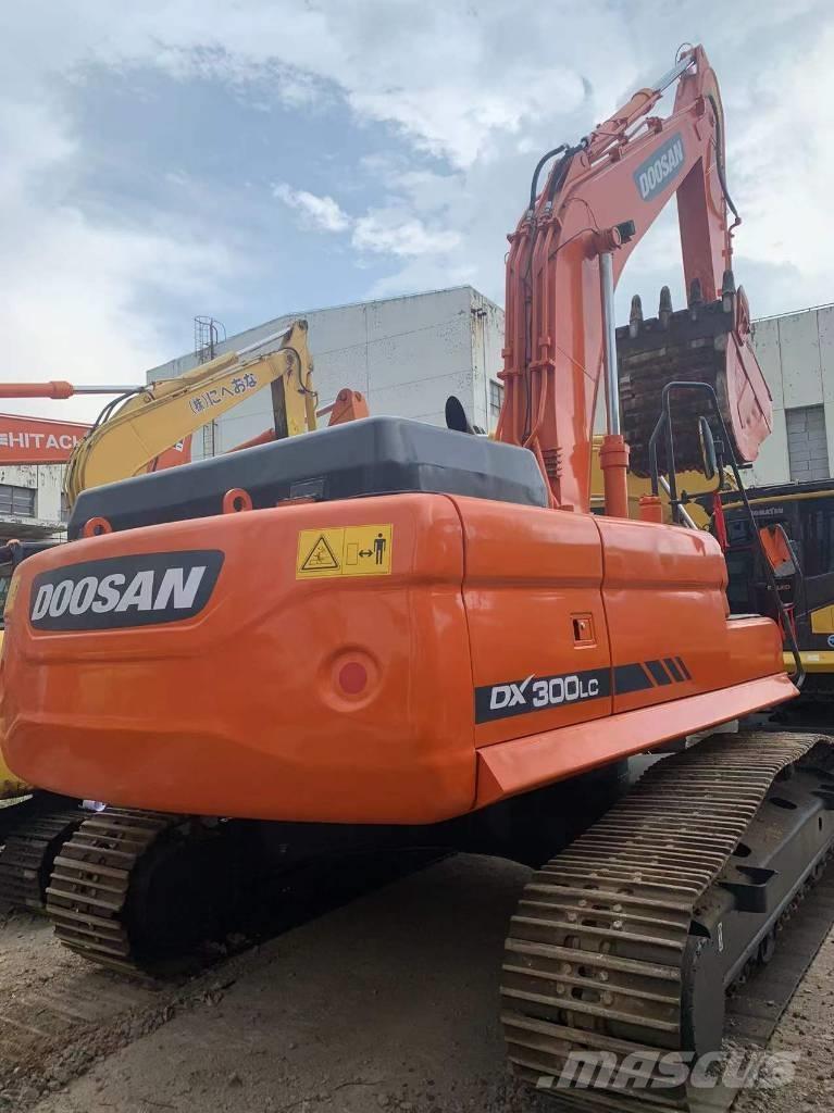 Doosan dx300 Crawler excavators