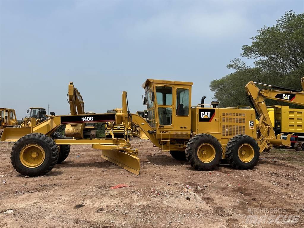CAT 140G Graders