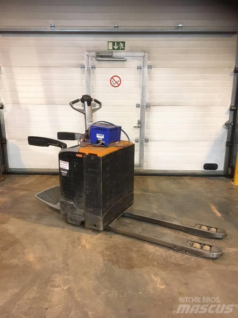 Rocla TP 20 AC Low lifter with platform