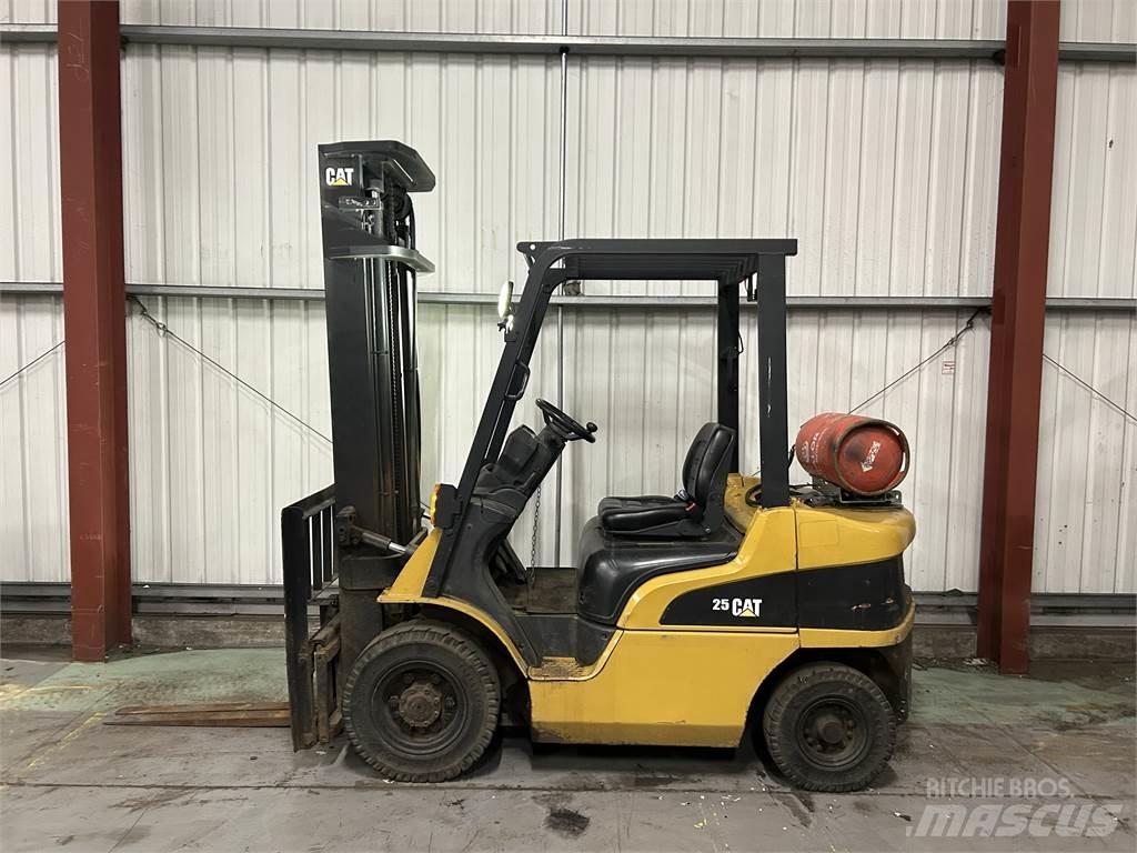 CAT GP25NT LPG trucks