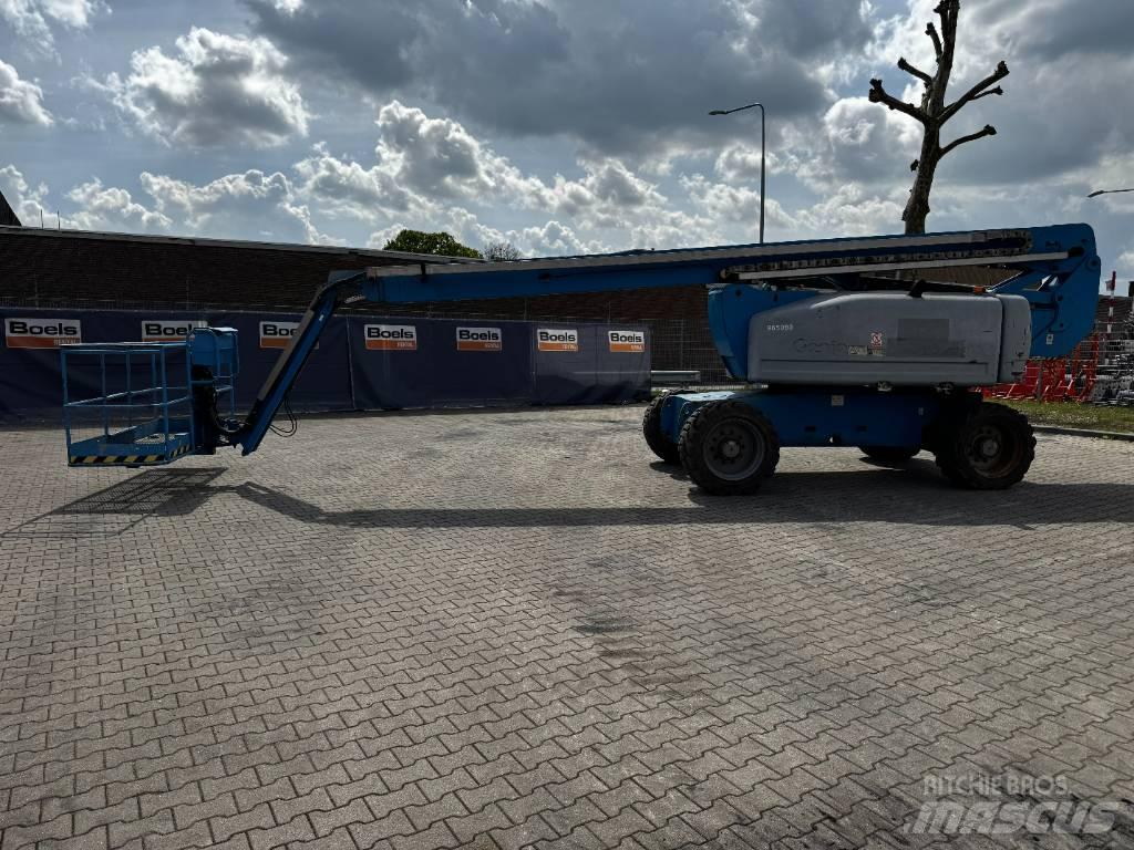 Genie Z-80/60 Articulated boom lifts