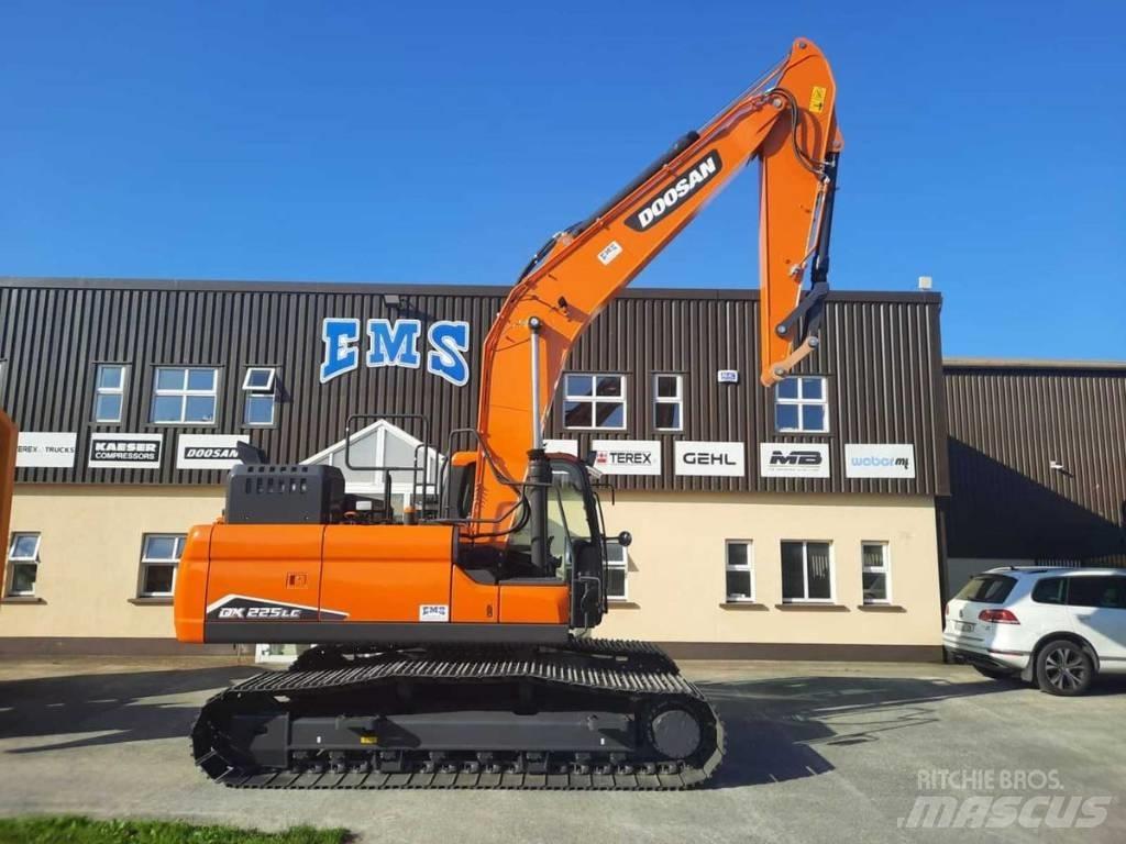 Doosan Dx225LC-7 Crawler excavators
