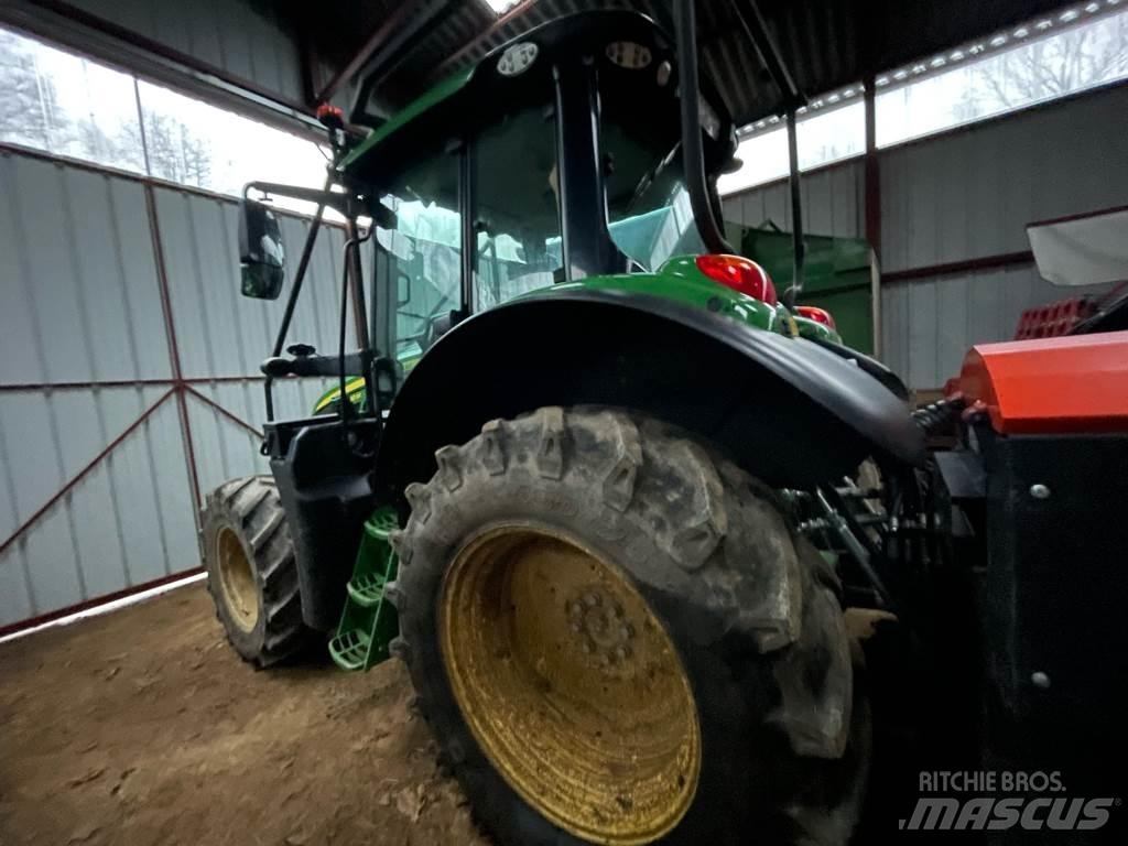 John Deere 6100 M Tractors