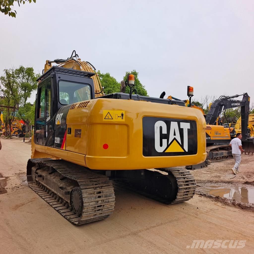 CAT 320 D2L Crawler excavators
