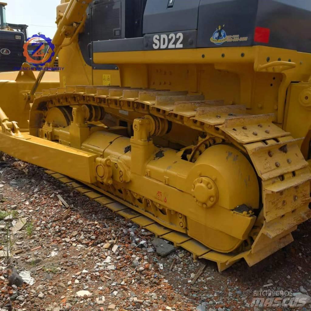 Shantui SD 22 Crawler dozers