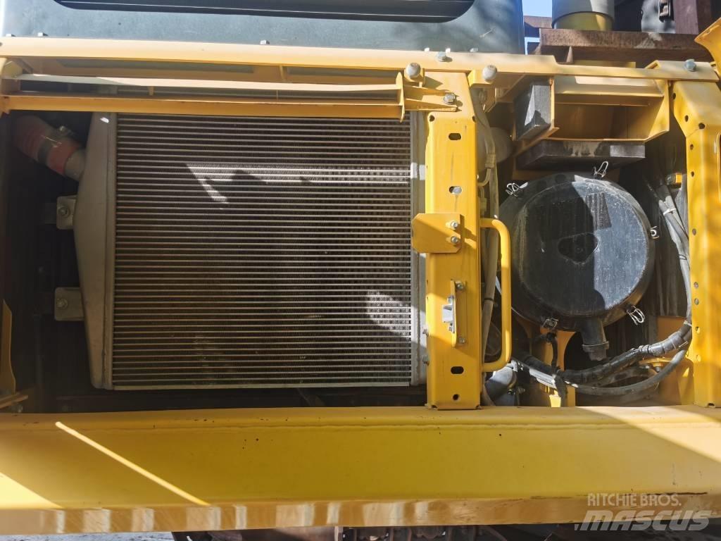 Komatsu PC 460-8 Crawler excavators