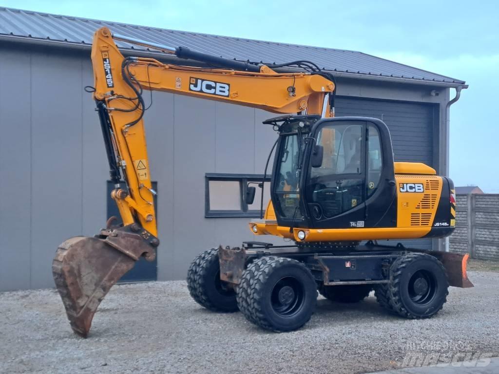 JCB JS145 W Wheeled excavators