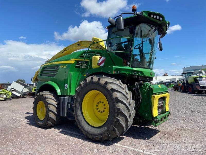 John Deere 8500i Self-propelled foragers