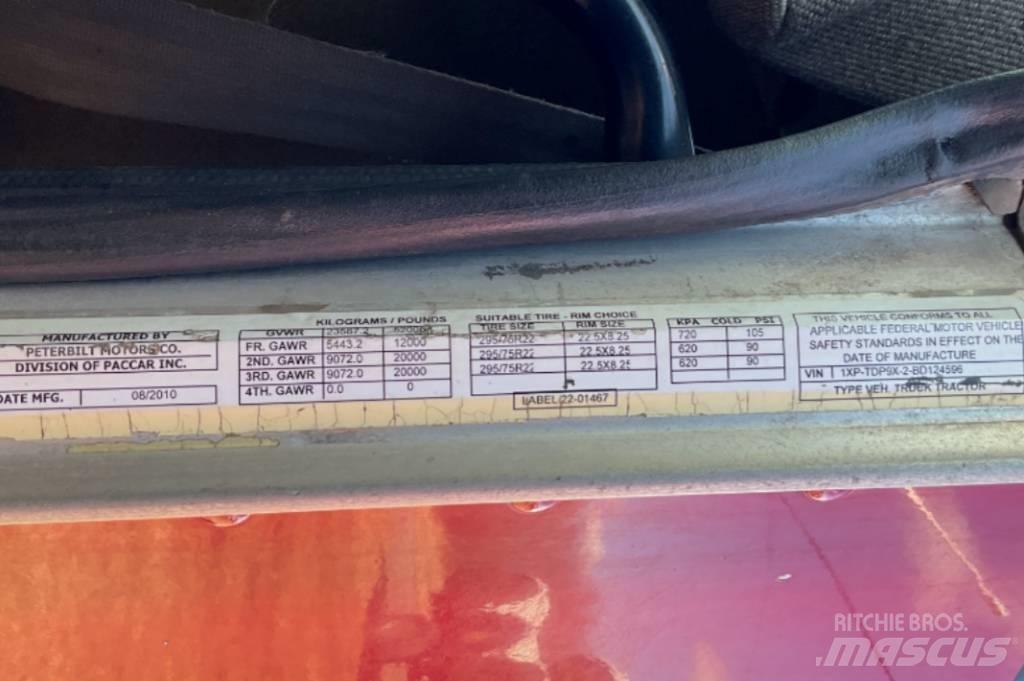 Peterbilt 367 Tractor Units