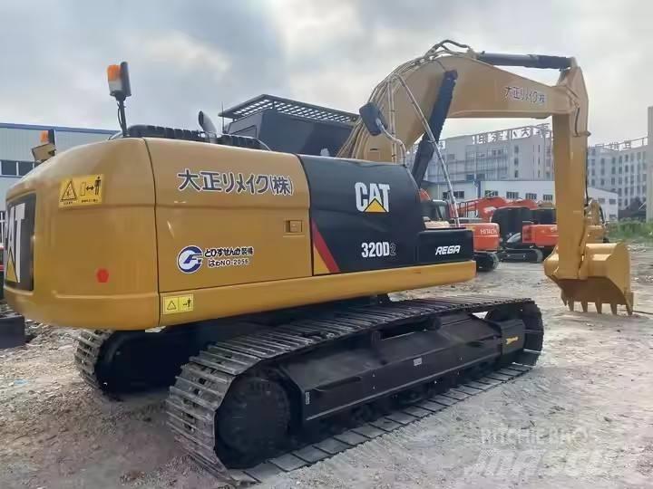 CAT CAT320D2 Midi excavators  7t - 12t