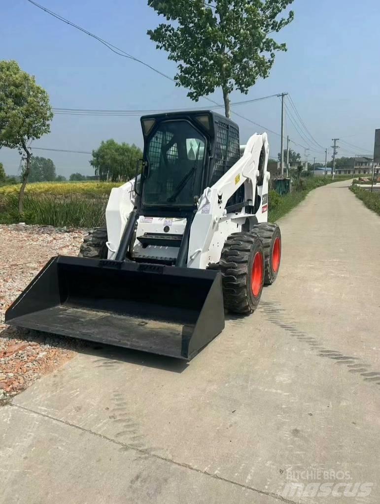Bobcat S 330 Skid steer loaders