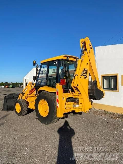 JCB 3 CX Backhoe loaders
