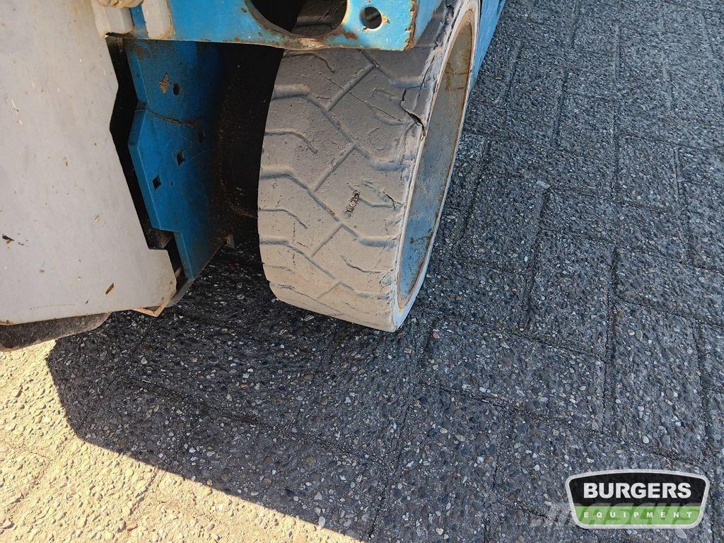 Genie GS2032 Scissor lifts