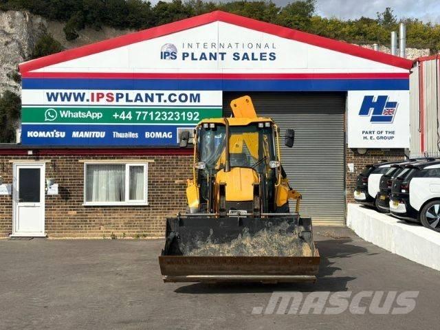 JCB 3 CX Backhoe loaders