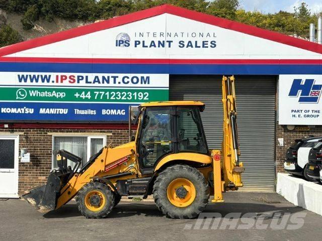 JCB 3 CX Backhoe loaders