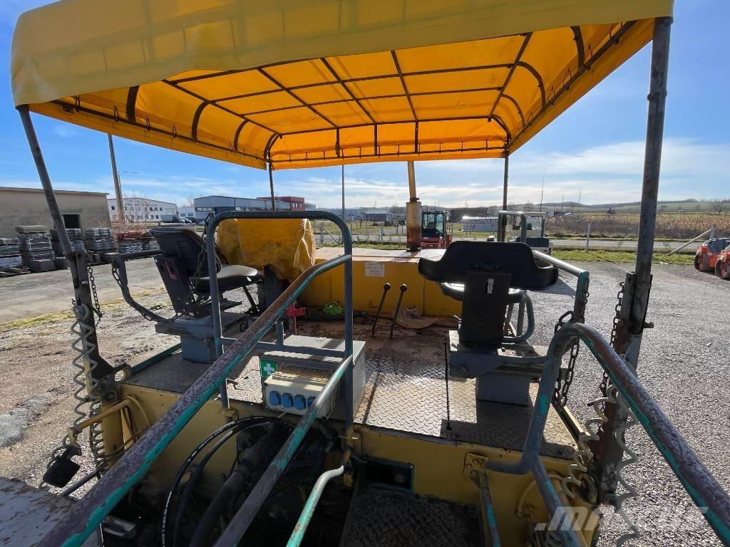 Vögele 1800 Asphalt pavers