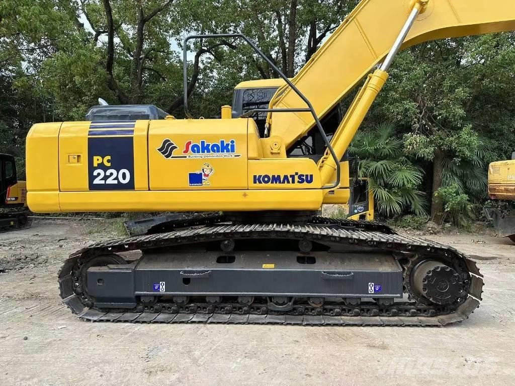 Komatsu PC220-8 Crawler excavators