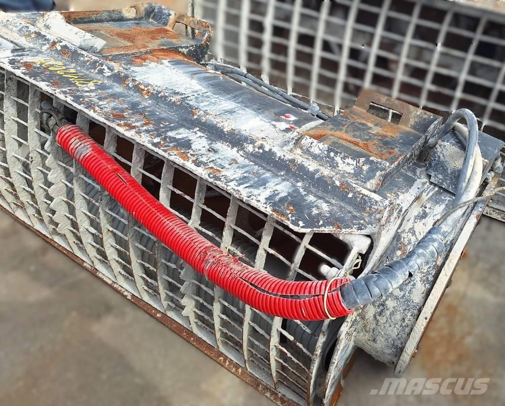  CAMPONESA C06030001 Construction - Others